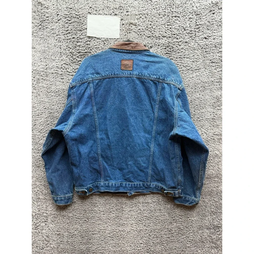 Vintage 1990s Marlboro Country Store Denim Trucker Jacket Blue Adult Size L